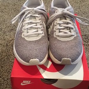 Nike Shoes Woman’s Size 6